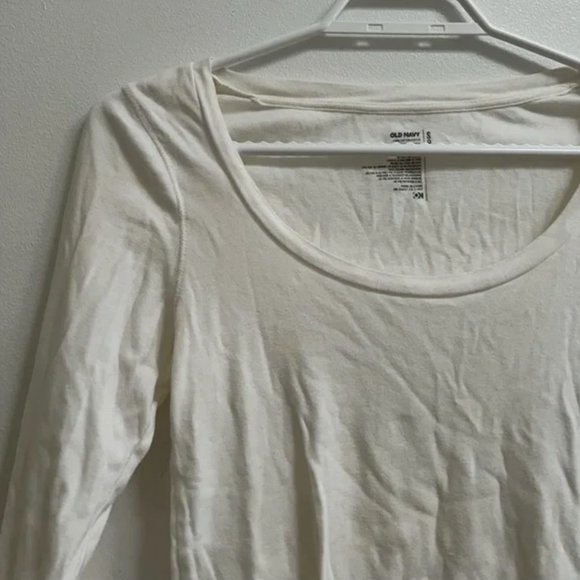 Old Navy Scoop Neck Long Sleeve Tee S - Picture 2 of 3